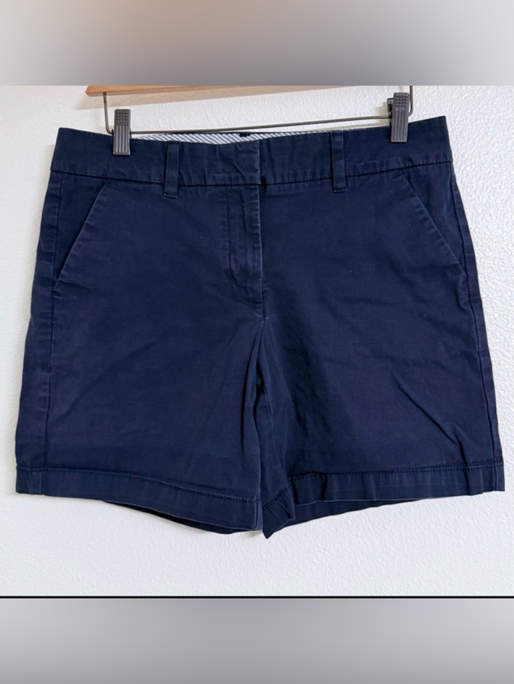 Tommy Hilfiger Mid-Rise Chino Shorts - Navy Blue - Woman’s Size 8